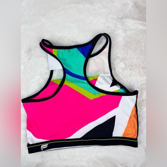 NWT: Fabletics Size S Colorblock Sports Bra - Picture 2 of 5